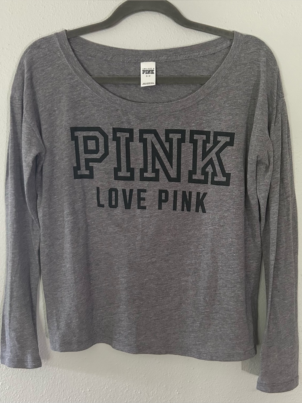 Victoria’s Secret PINK Long Sleeve T Shirt